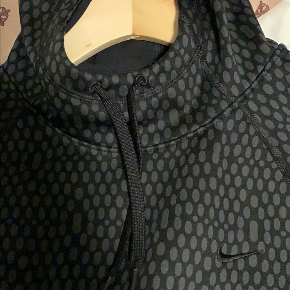 Nike Sweatshirt - Picture 3 of 3